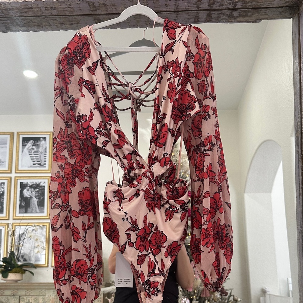 Elegant Floral Lace-Up Bodysuit
